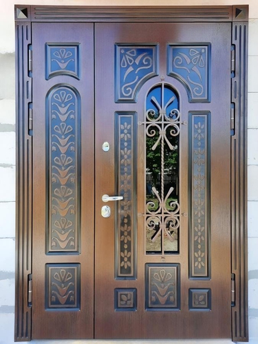 Полуторная уличная дверь Полуторная уличная дверь