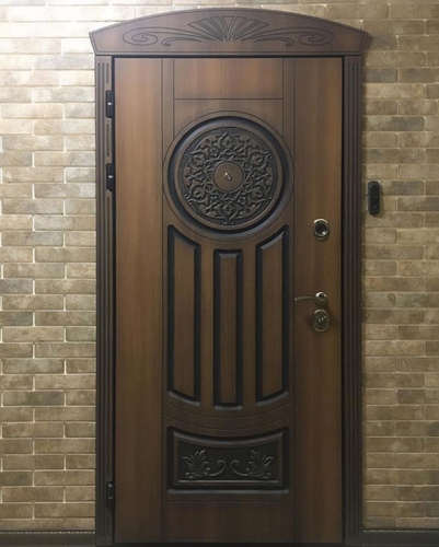 Дверь МДФ с фигурным наличником Дверь МДФ с фигурным наличником