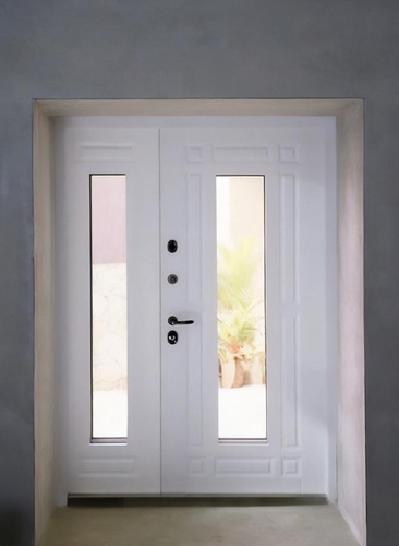 Белая дверь со стеклами Белая дверь со стеклами