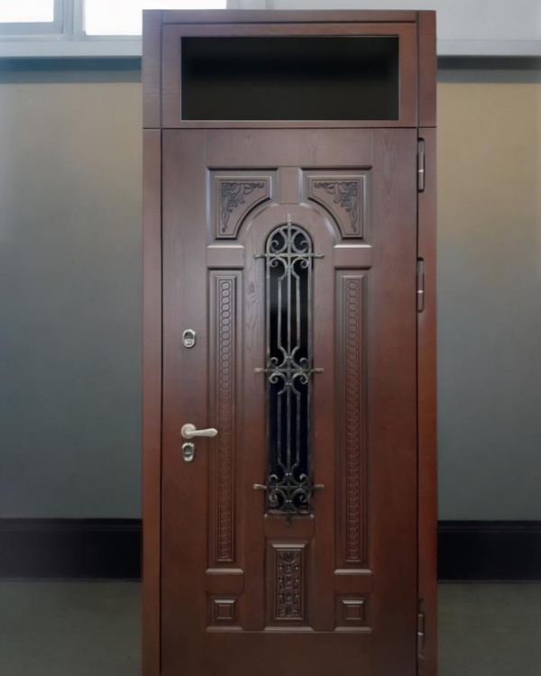 Со стеклом во фрамуге Со стеклом во фрамуге