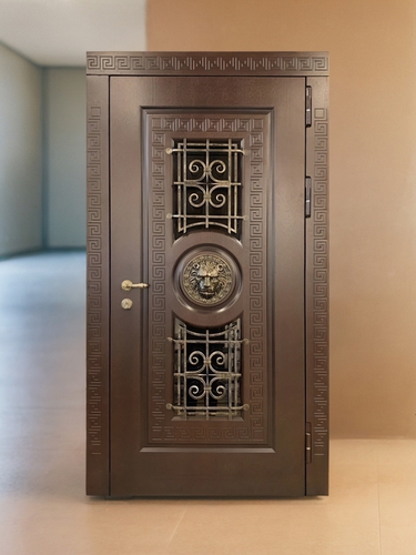 Со львом в центре Со львом в центре