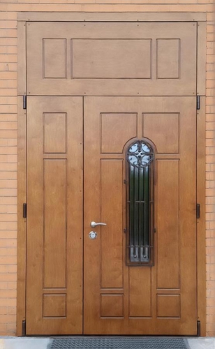 Полуторная дверь с фрамугой Полуторная дверь с фрамугой