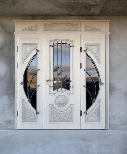 Входная группа в частном доме Входная группа в частном доме